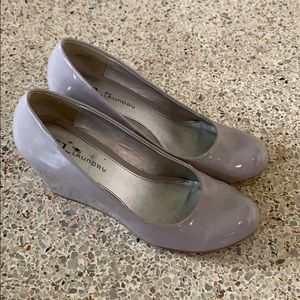 EUC Grey Wedges